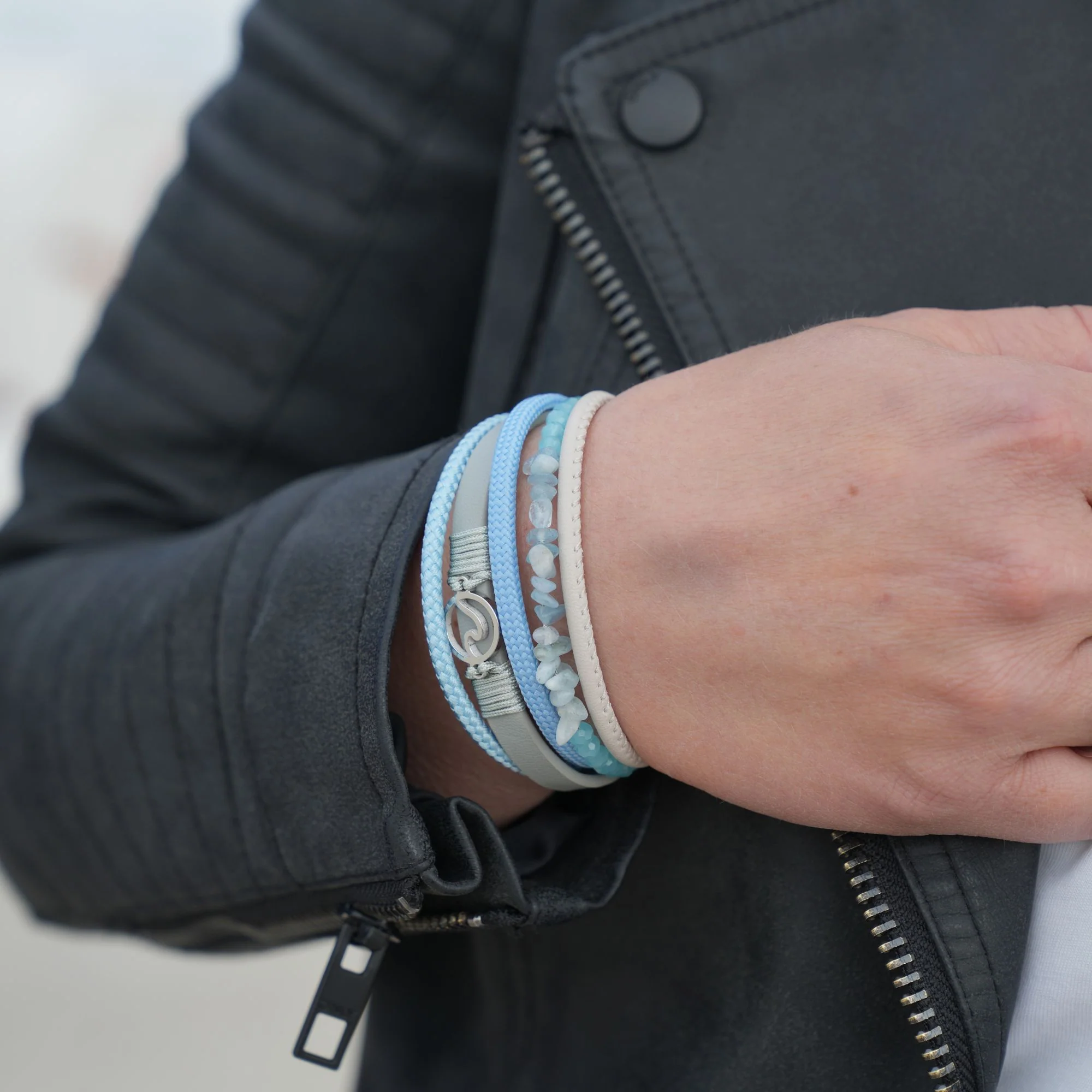 Armband Welle (Multistrang) mit Segelseil, Leder & Glasperlen - Image 2