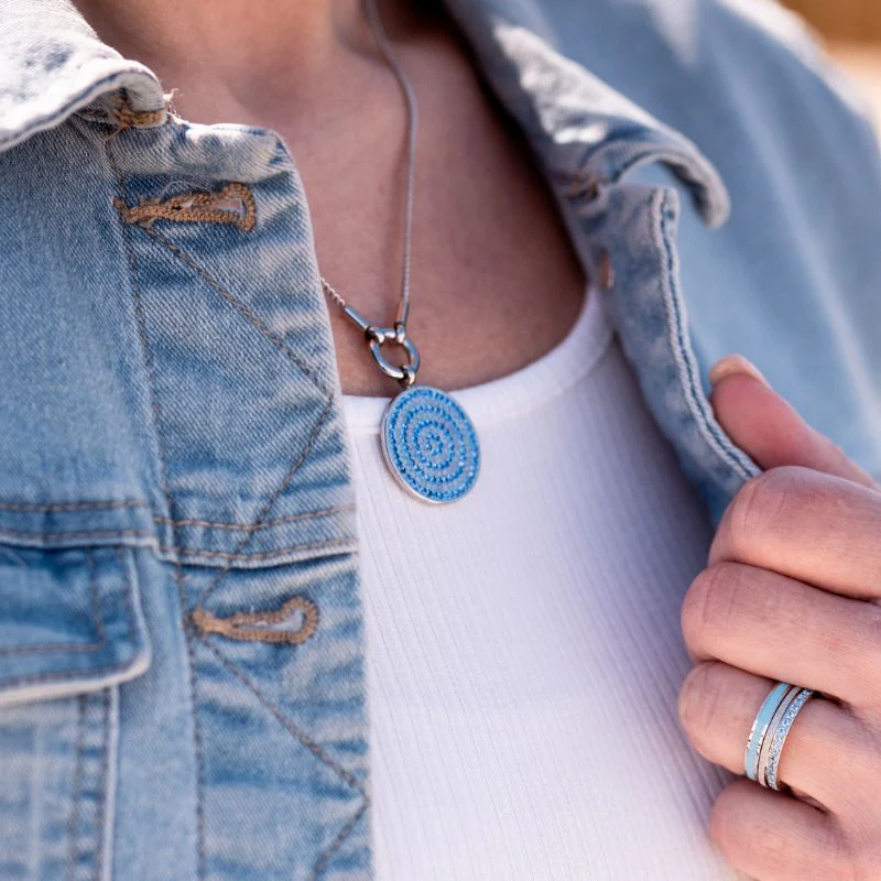 Kettenanhänger Bling Bling (blau) aus Edelstahl mit Steinen - Image 3